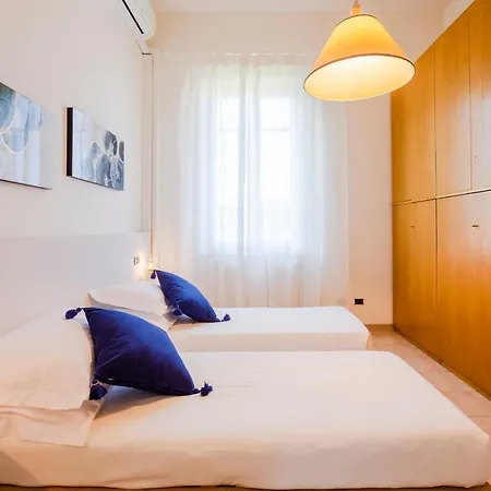 1013 Forte dei Marmi