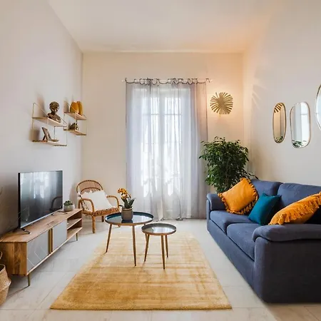 Apartment 1013 *